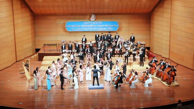 สรรเสริญพระบารมี - Thai Youth Orchestra (28Aug2016) смотреть онлайн