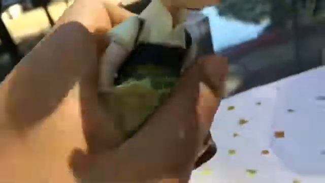 Sophie & Emily have a new baby sister named Lou смотреть онлайн