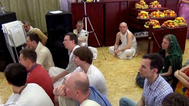 01 05 16 Субхаш Прем Гири в КЦ Гаура смотреть онлайн