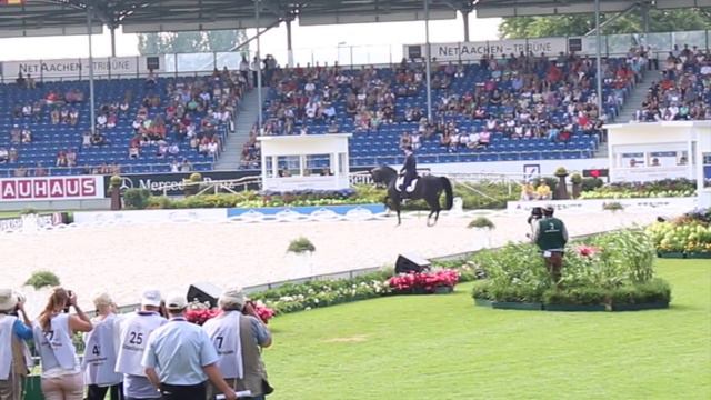 TOTILAS EM Aachen 2015 I Warm Up Ring and Grand Prix смотреть онлайн
