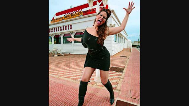 Juanjo Martín & Albert Neve Feat Nalaya Brown - Supermartxe (Radio Edit) смотреть онлайн