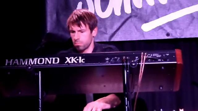 Jessy Martens und Band im Schwarzen Adler Rheinberg - I don't need no doctor смотреть онлайн