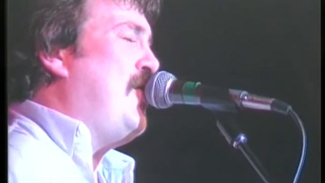 Gene Clark's Byrds 16 Mexico Rick Roberts early 1986 Diamond Club, Toronto, Canada. смотреть онлайн