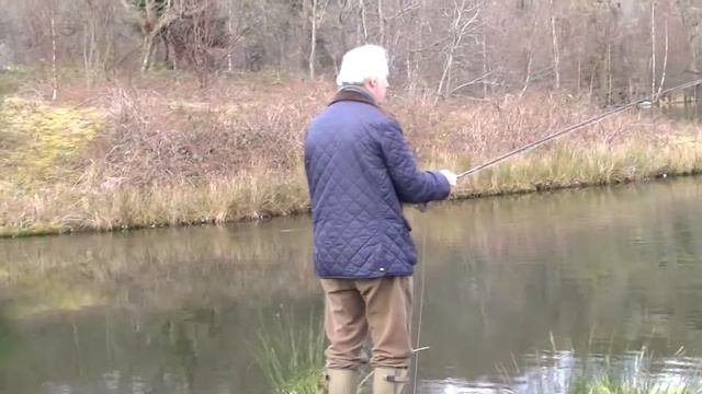 Bill Kerr casting with Peter Anderson, Auchenstarry quarry. High Quality. смотреть онлайн