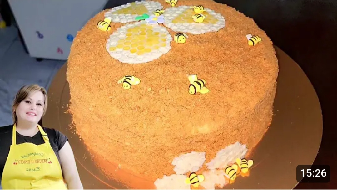 ТОРТ РЫЖИК СО СГУЩЁНКОЙ ПО МАМИНОМУ РЕЦЕПТУ.🎂🍯🐝 смотреть онлайн