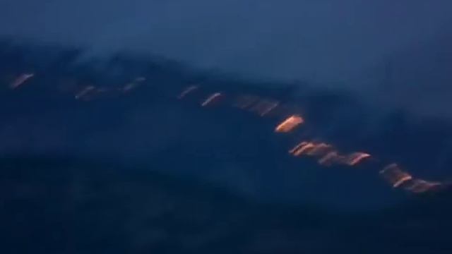 Incendio en Robledo de Chavela y Vademaquda visto desde Cebreros смотреть онлайн