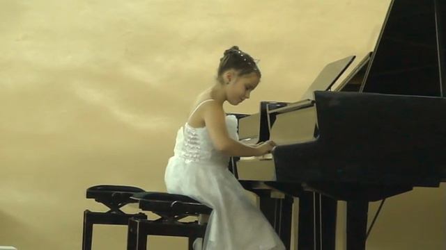 Карасик Дарья. 7 лет. Г.Лукиных Ариозо смотреть онлайн
