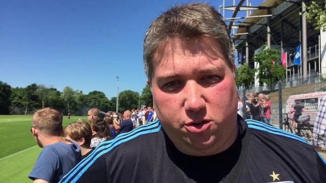 Trainingsauftakt: Umfrage zur Kaderplanung beim HSV смотреть онлайн