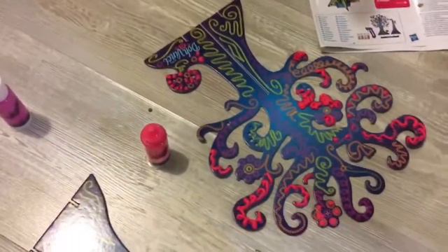 Вика тестирует Doh Vinci и пазл Щенячий патруль смотреть онлайн