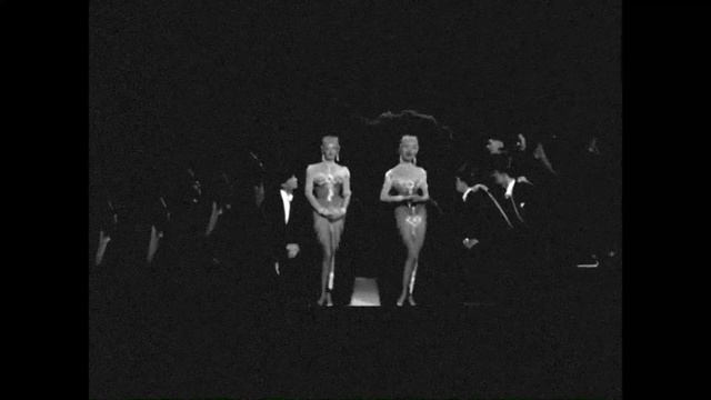 Marilyn Monroe and Jane Russell's Boop-Boop-Be-Doop смотреть онлайн
