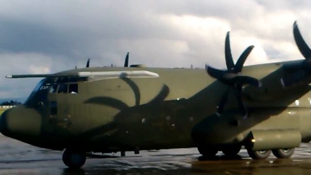 RAF C130 Hercules "Fat Albert" смотреть онлайн