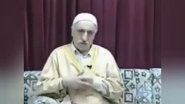 İnsanın içinden gelmeyecek kalbinin ısınmadığı biriyle kardeş olmaya.Ama... | M.Fethullah Gülen смотреть онлайн