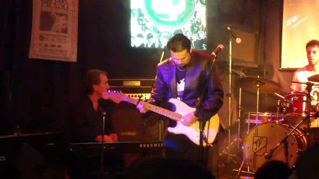Igor Prado en Mr Jones 9 28-04-12 смотреть онлайн