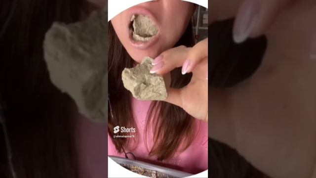 ASMR crunching_ глиномел Калач💦💥😋 #asmr #eatingsounds #eatingshow #relax смотреть онлайн