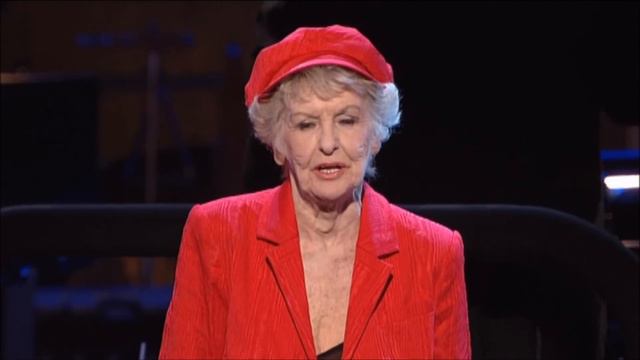 I'm Still Here - Elaine Stritch смотреть онлайн