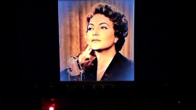 NILLA PIZZI "NAPOLETANA" смотреть онлайн