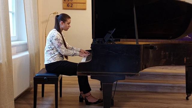 Sofia Chumakova ,,Praeludium'' Felix Weingartner op.1 смотреть онлайн