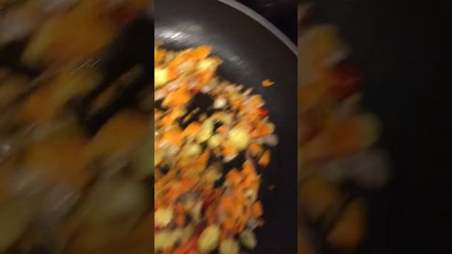 Marion’s- Fried Crab Cakes-Part 2 смотреть онлайн