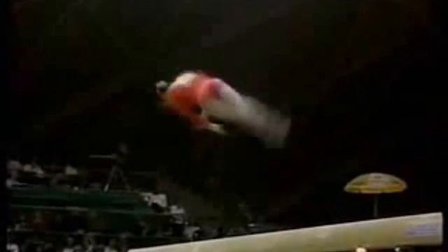 Balance Beam in Slow Motion смотреть онлайн