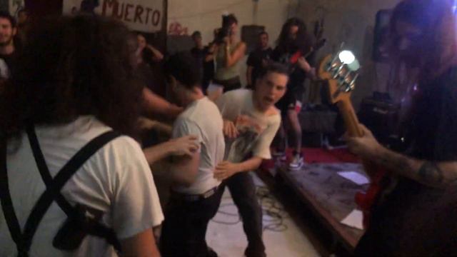 Navajas Automáticas - Mi navaja @ Gato Muerto L’H (14/10/22) смотреть онлайн