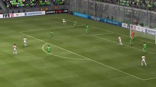 В FIFA 13 на урорне "новичка" смотреть онлайн