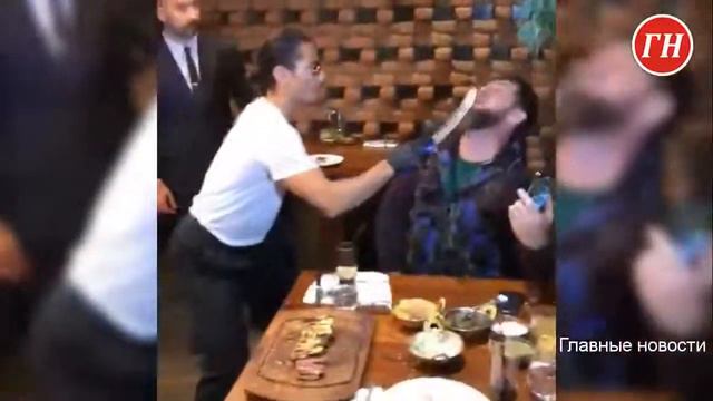Кадырова покормил известный Шеф Повар Нусрет Гекче SaltBae!