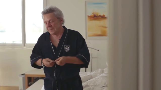 El Ultra Hombre por Emilio Disi смотреть онлайн