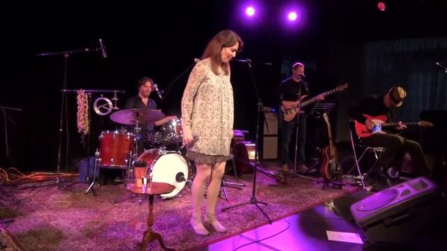 'Emerging' ~ Pamela Gerrand & Band LIVE in Concert смотреть онлайн