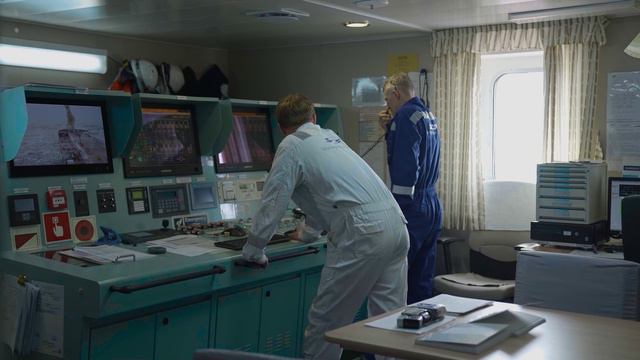 СКФ нефтяной танкер "Штурман Малыгин"