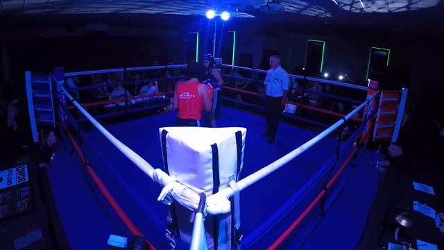 Ultra White Collar Boxing | Northampton | Leah Challis VS Nicole Hudson смотреть онлайн