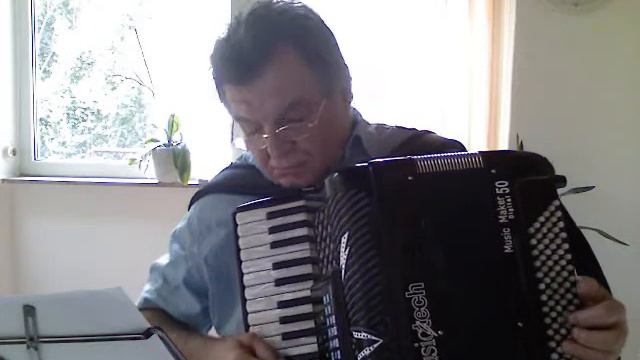 Slow Waltz Luna Parigina смотреть онлайн