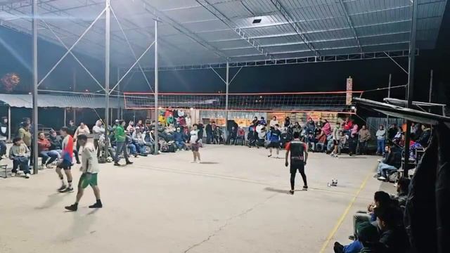 Robert Ordoñez vs Xavi смотреть онлайн