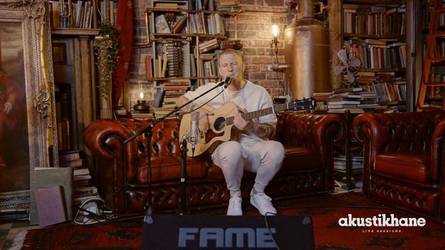 Nathan Evans - Wellerman / Live For Akustikhane @London смотреть онлайн