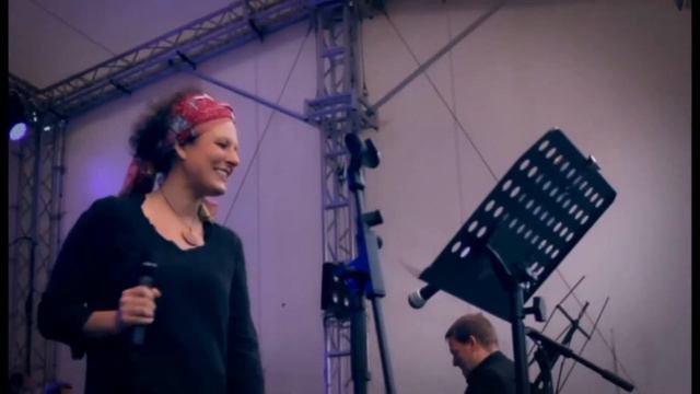Bigband Reloaded & Friends Trailer смотреть онлайн
