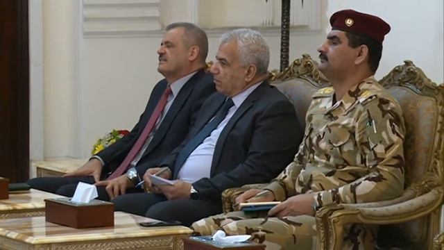 رئيس الجمهورية يستقبل مجموعة من جرحى القوات المسلحة смотреть онлайн