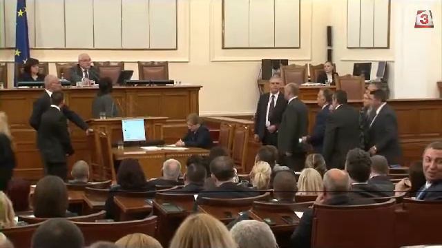 Волен Сидеров откри ремонтирания път от Стралджа до Петолъчката смотреть онлайн