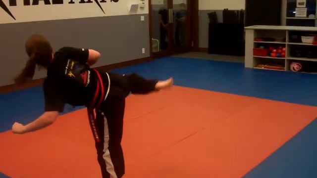 Kang Han Yoja- Strong Woman Form смотреть онлайн