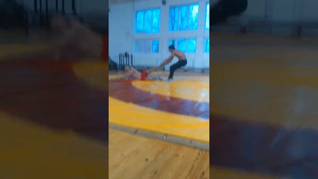 Малко борба смотреть онлайн