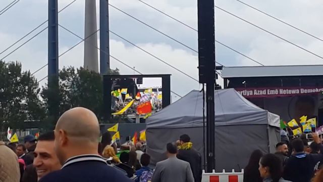 ᴴᴰ Selahattin Demirtaş ▶︎in Düsseldorf | Festivala Kurdi смотреть онлайн