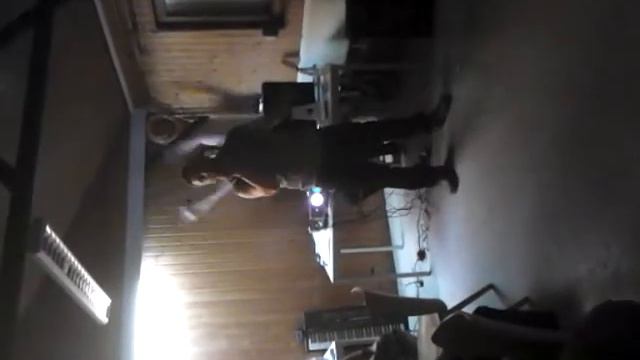 Bruno Silva singt Heartbreak Café смотреть онлайн