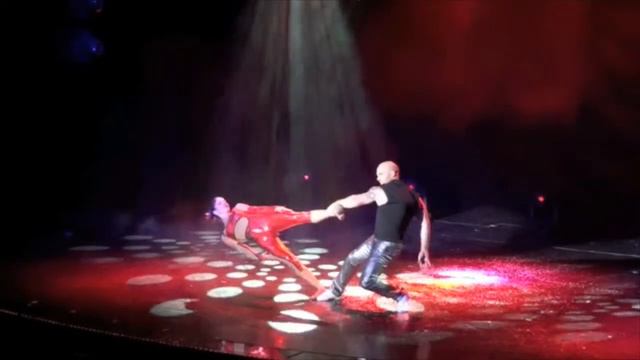 Dizzy & Janna - ROXANNE - Balance Adage Act смотреть онлайн