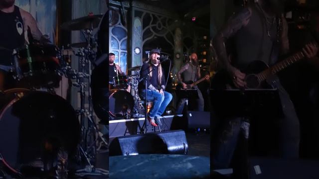 Ryan McCombs - Halo Acoustic - ish смотреть онлайн