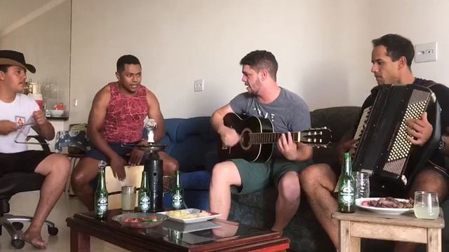 Tá rocheda - Os Barões da pisadinha (Cover Marlon Silveira e amigos ) смотреть онлайн