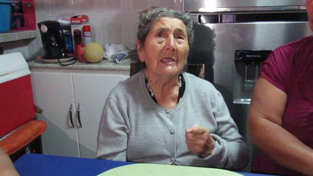 JULITA ALVAREZ CASTRO . POEMA POBRE MADRE ( CON SUBTITULOS ) смотреть онлайн