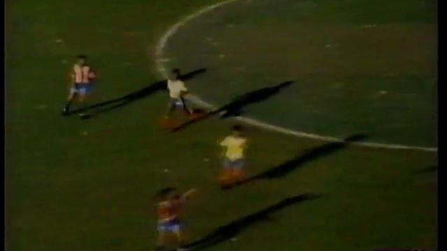 1990 FIFA World Cup (Qualifier) - Paraguay vs Colombia. Full Match (part 1 of 4). смотреть онлайн