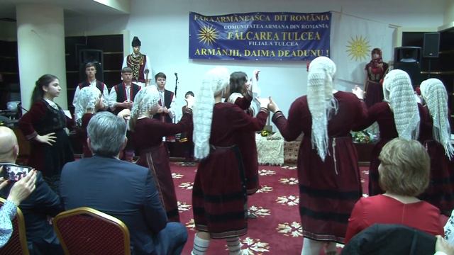 Spectacolul Eveniment Armânesc ,, Omagiu pentru mama armână ,, смотреть онлайн