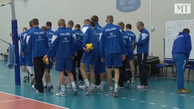 Tuomas Sammelvuo valmentaa Suomen miesten lentopallomaajoukkuetta EM-turnaukseen смотреть онлайн