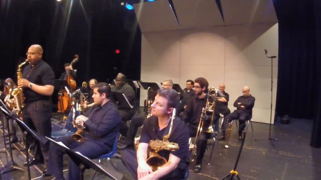 HCC Monday Night Big Band with Rich Iacona - Big Swing Face смотреть онлайн