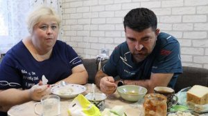 МУКБАНГ Что есть тем и  обедаем.