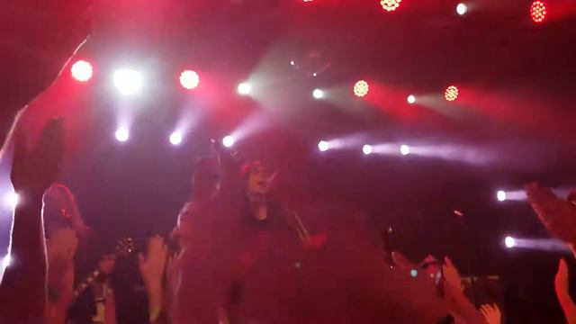 Could have been me смотреть онлайн